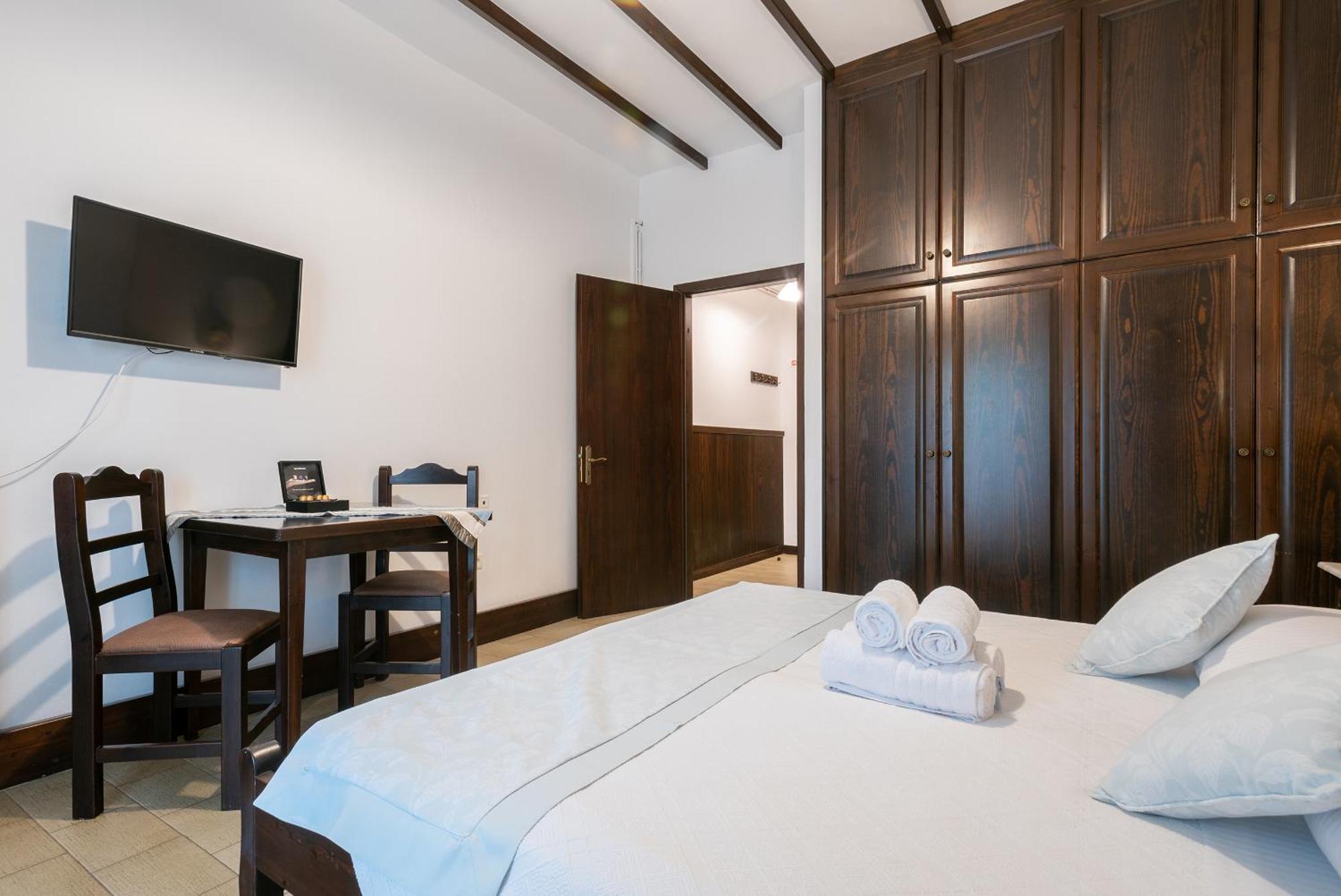 Afrodite Hotel Apartments Myrina Exterior photo